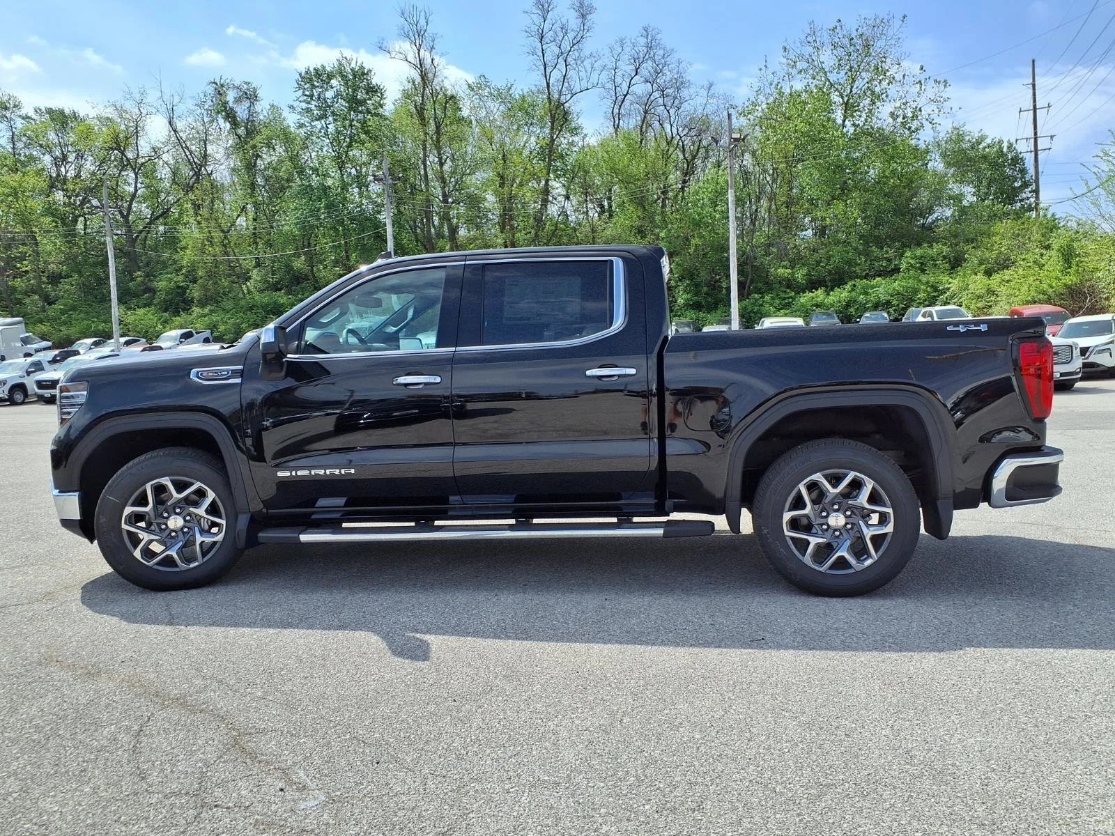 2026 GMC Sierra 1500 SLT - Photo 28
