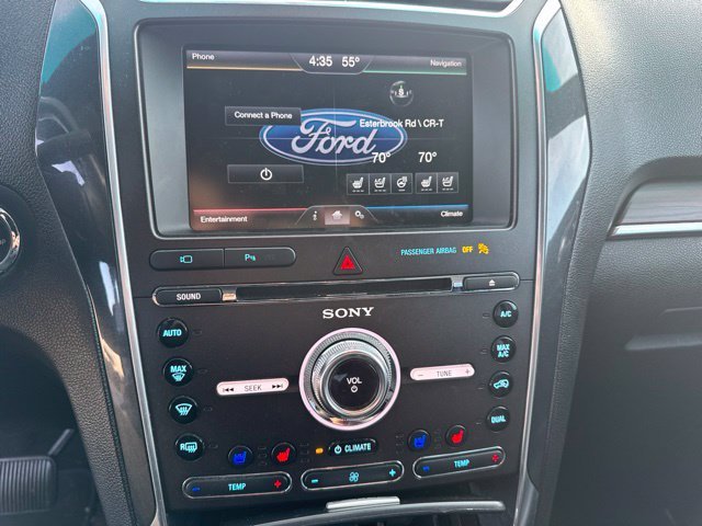 Used 2016 Black Ford Limited image 11