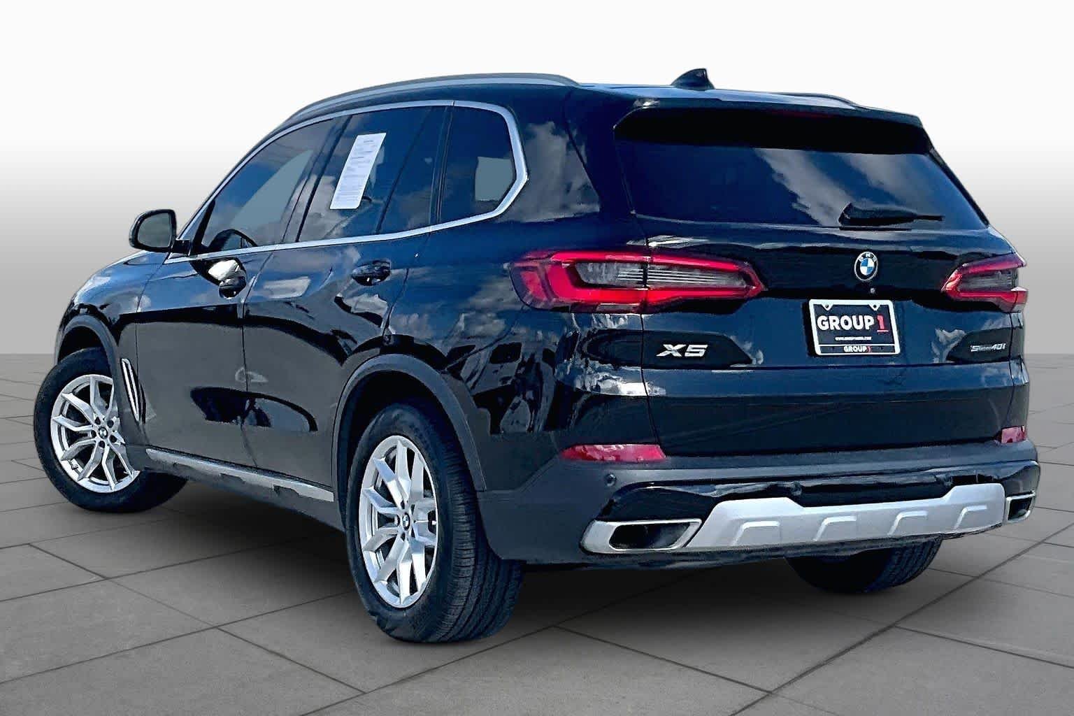Used 2020 Jet Black BMW sDrive40i image 11