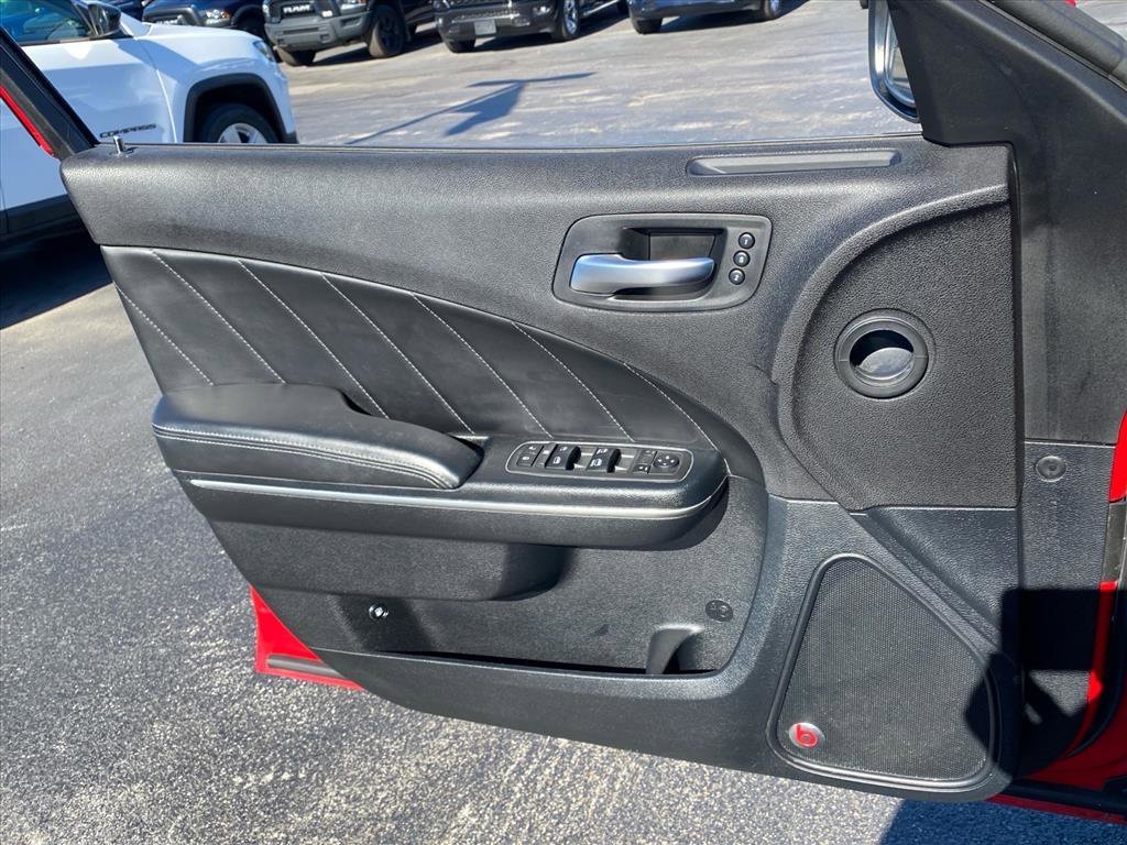 Used 2015 Redline Red Tricoat Pearl Dodge SXT image 20