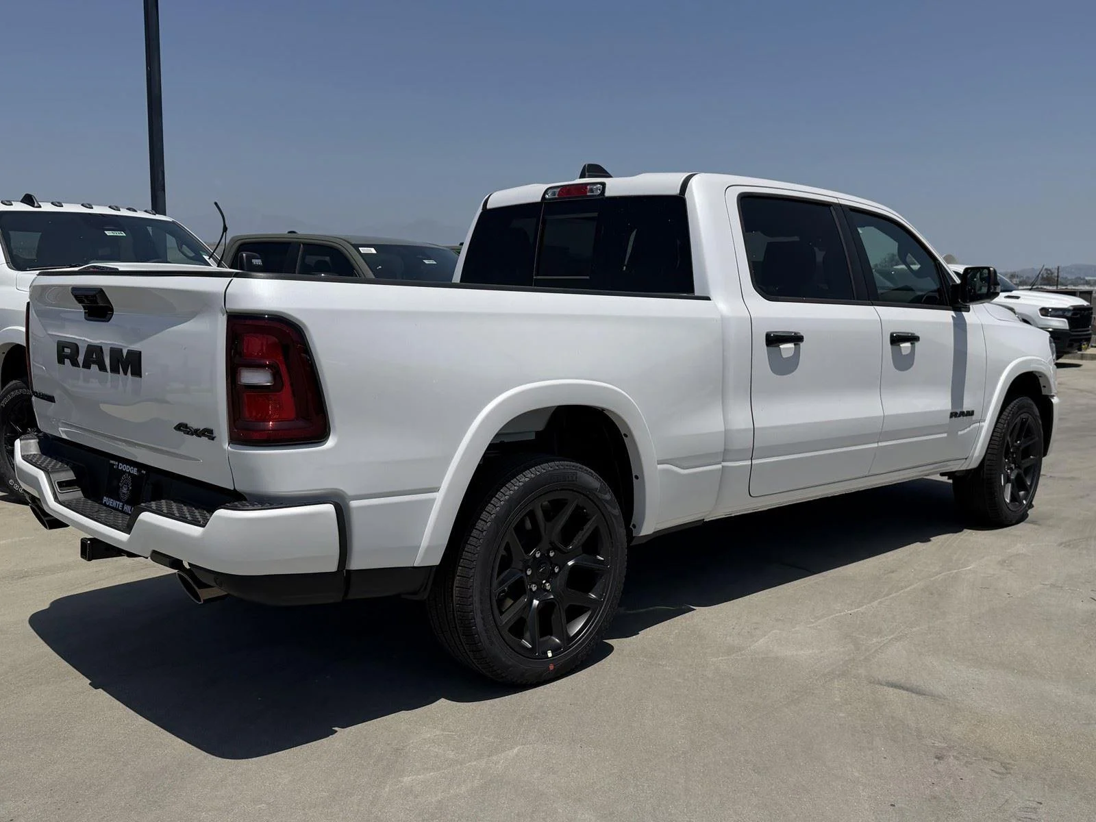 New 2026 Ivory White Tri-Coat Pearl-Coat Exterior Paint RAM Laramie image 5