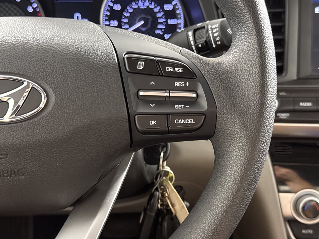 Used 2020 Black Hyundai SEL image 15