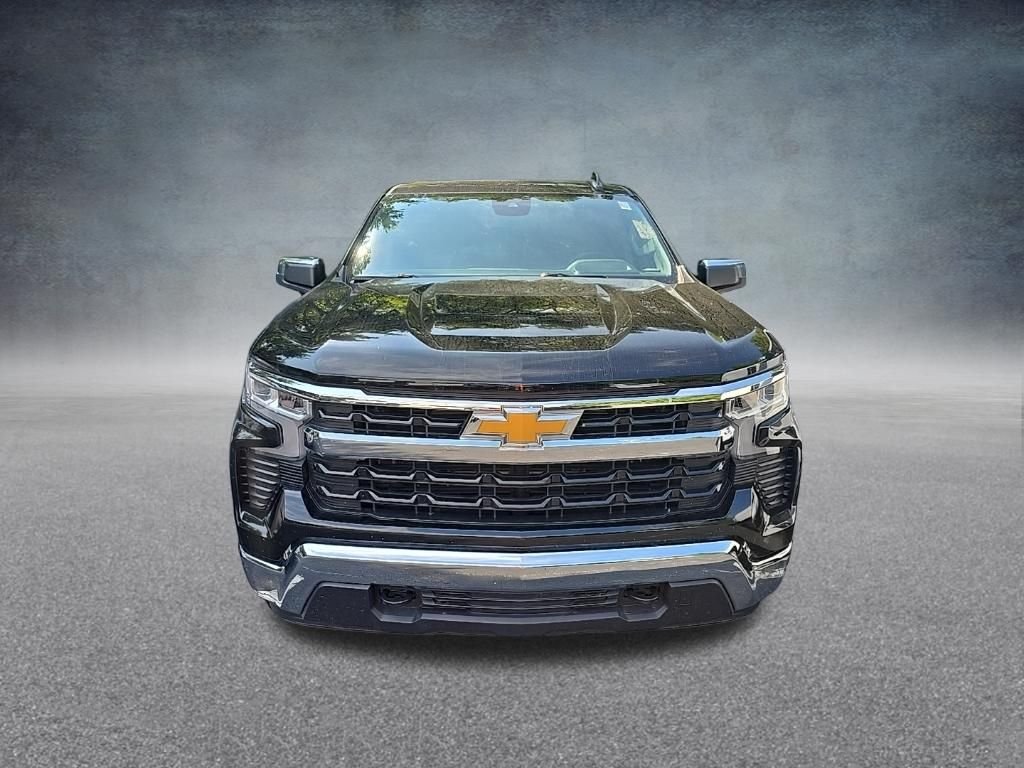 Used 2023 Black Chevrolet LT image 3
