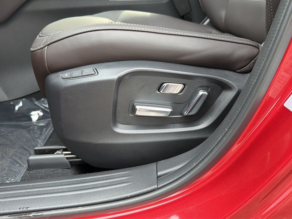 Used 2025 Red Mazda 2.5 Turbo Signature image 31