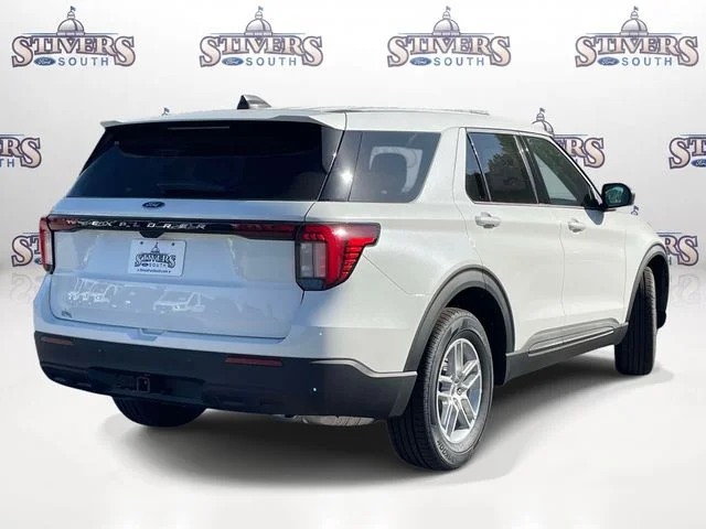 New 2026 White Ford Active image 3