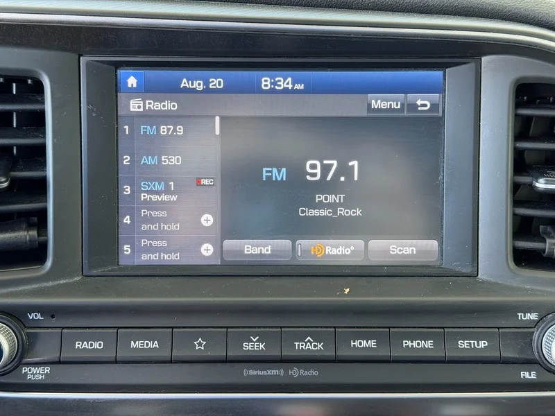 Used 2020 Symphony Silver Hyundai SEL image 10