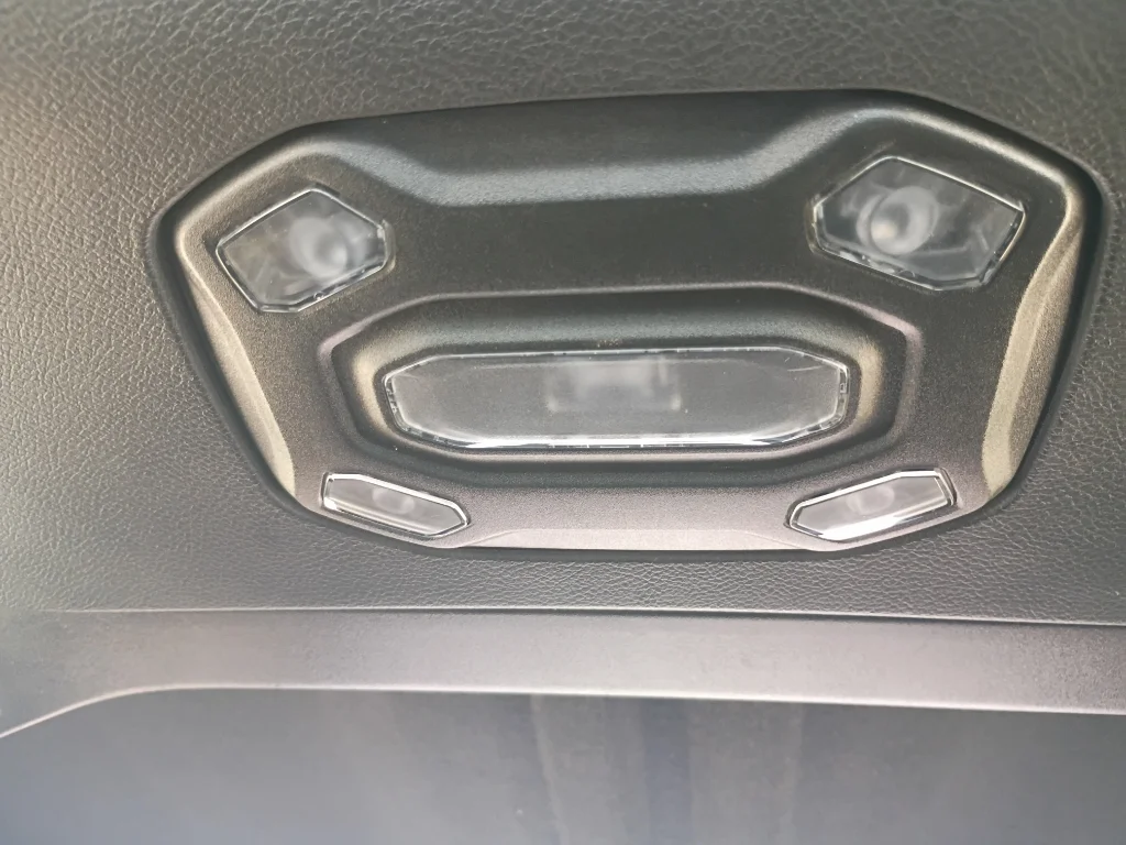 Used 2021 Granite Crystal Metallic Clearcoat Jeep Rubicon image 31