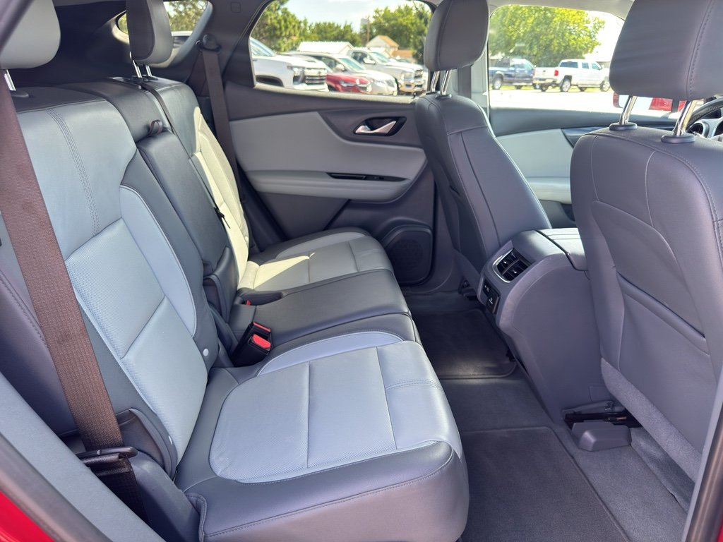 Used 2019 Cajun Red Tintcoat Chevrolet Base w/3LT image 17