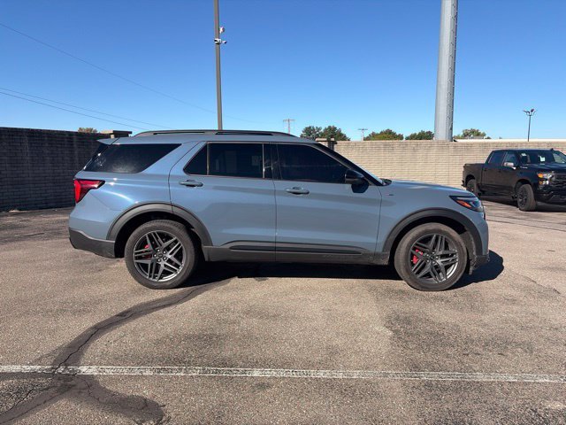 Used 2025  Ford ST-Line image 8