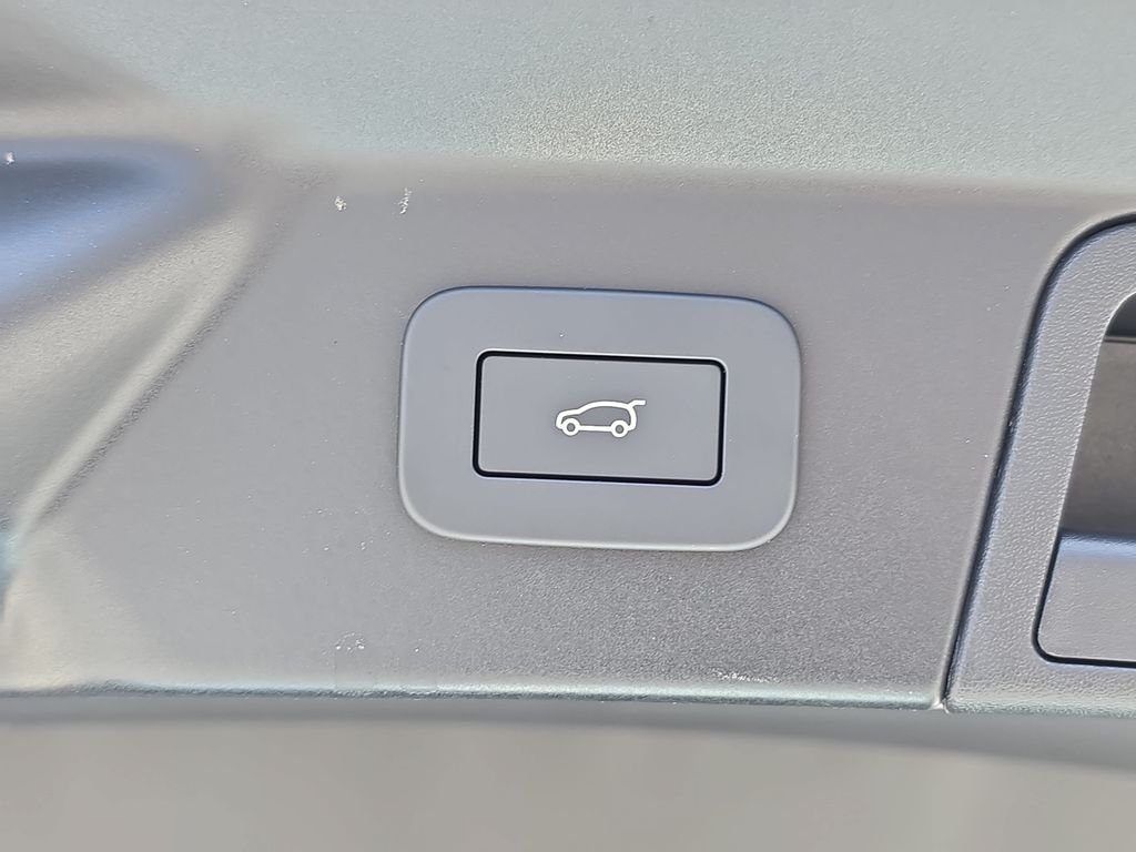 New 2026 Santorini Black LAND ROVER  image 13