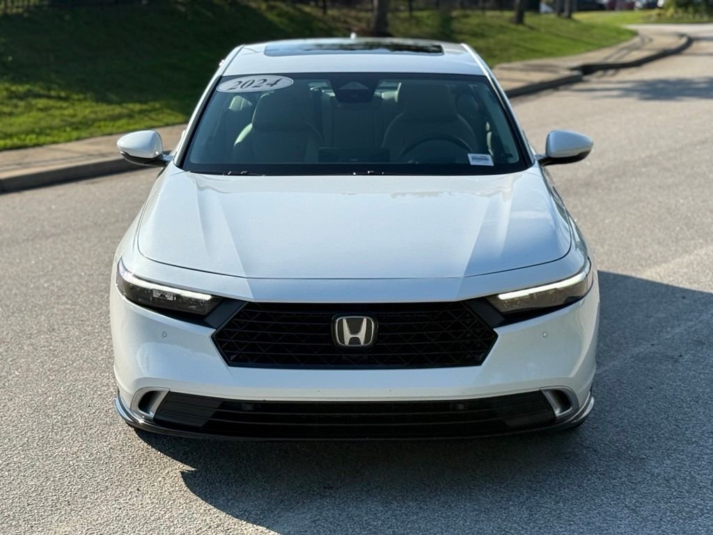 Used 2024  Honda Touring image 6