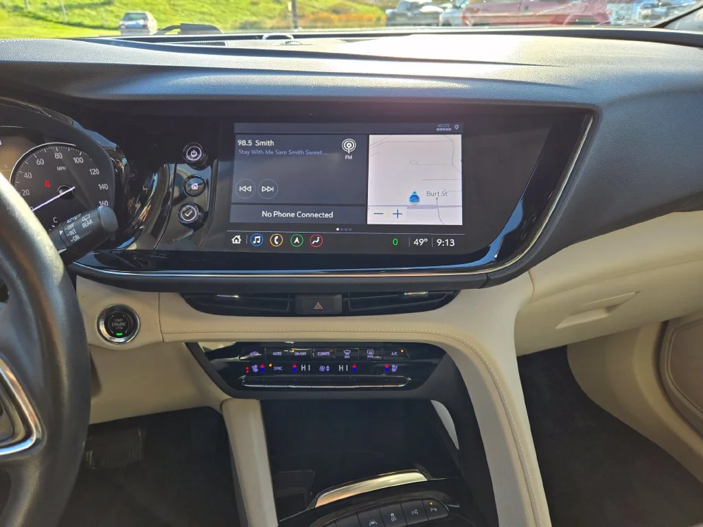 Used 2021 Red Buick Avenir image 21