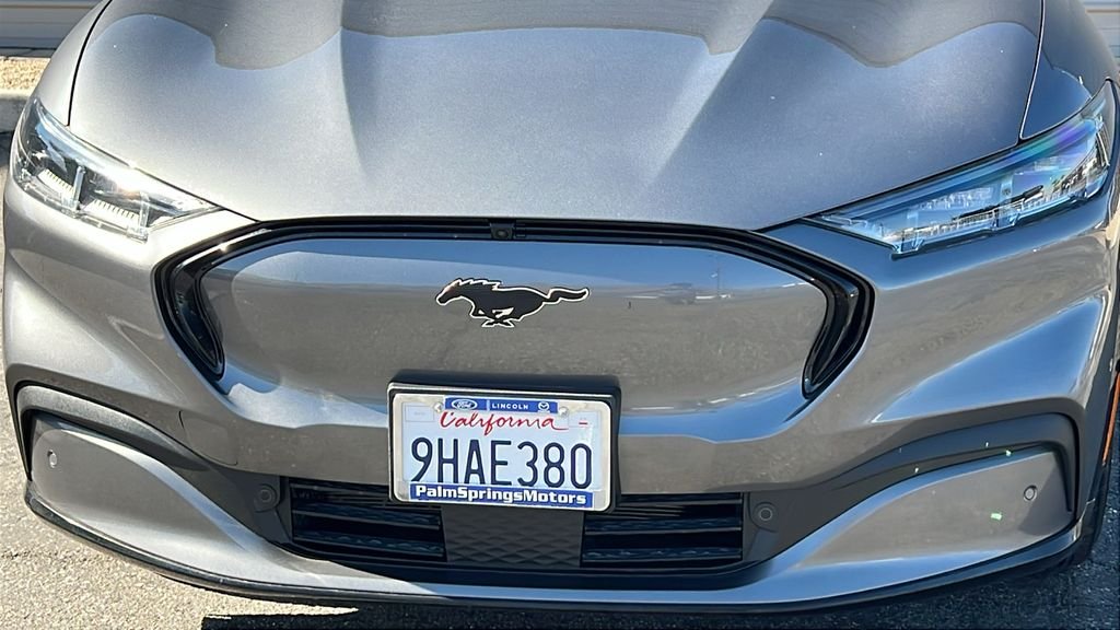 Used 2023 Gray Ford Premium image 3
