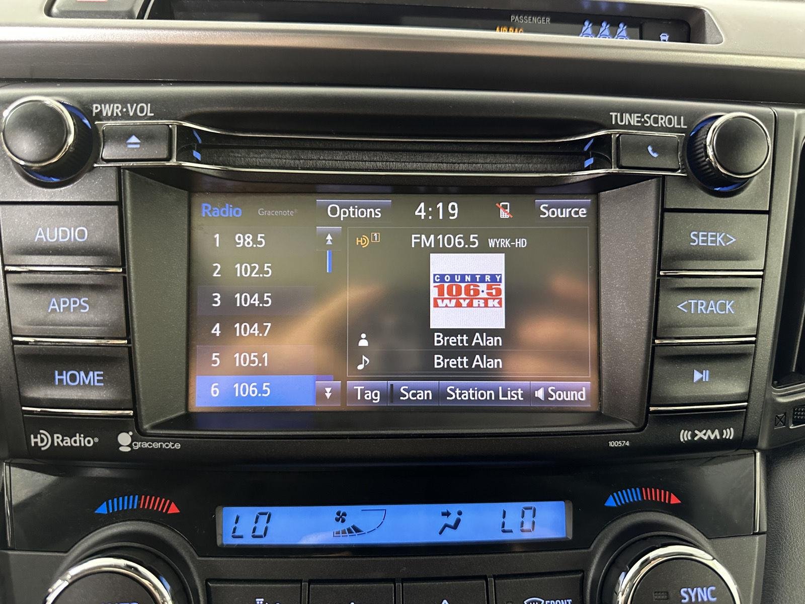 Used 2018 Magnetic Gray Metallic Toyota XLE image 19