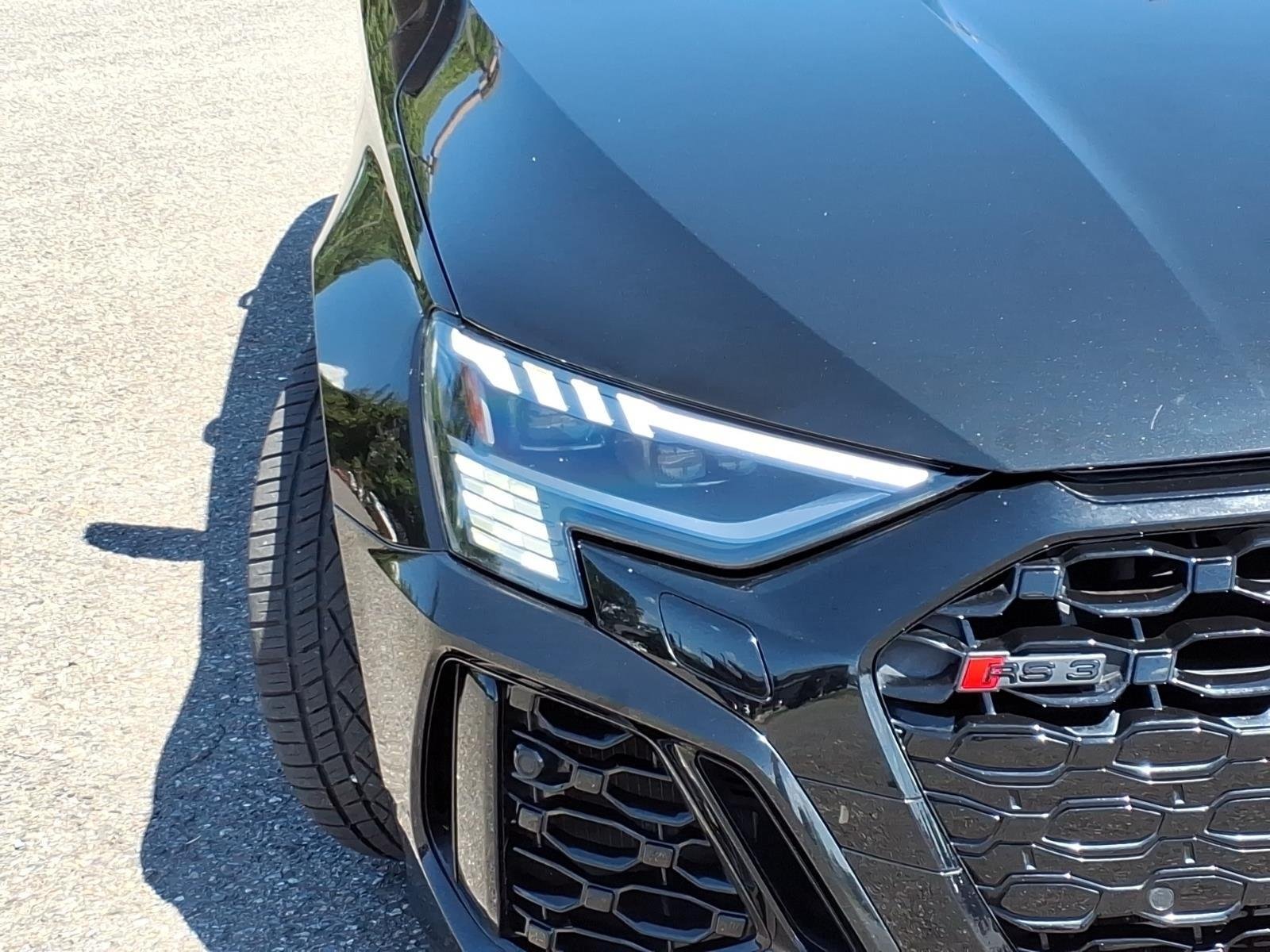 Certified Used 2022 Mythos Black Metallic Audi  image 16