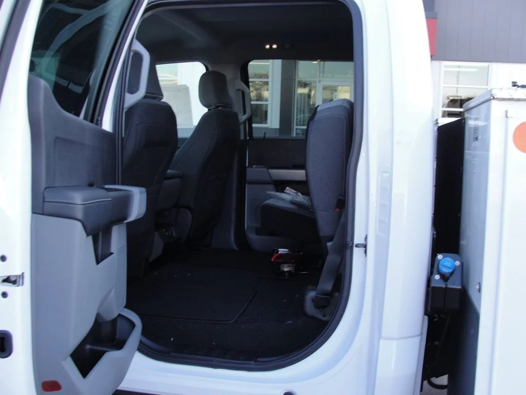 New 2026 Oxford White Ford F-350® XLT image 14