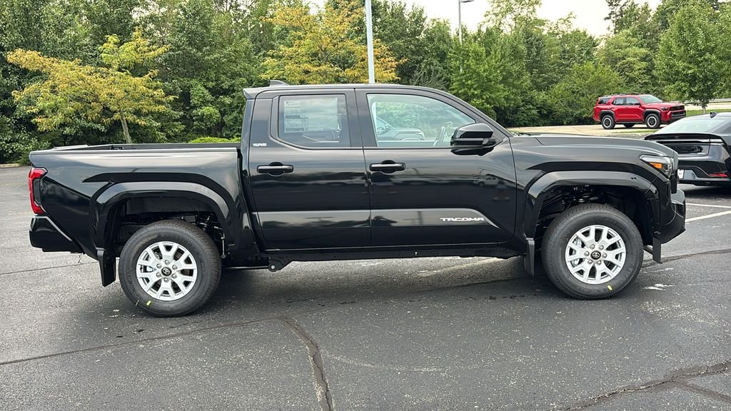 New 2026 Black Toyota  SR5 image 31