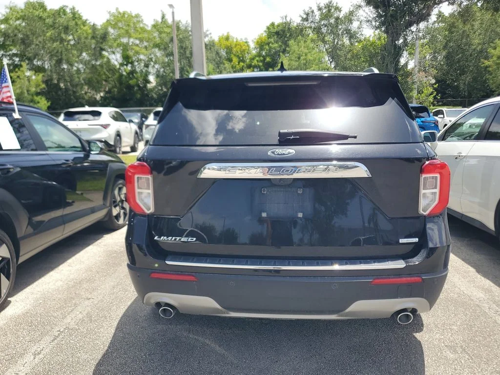 Used 2020 Black Ford Limited image 7