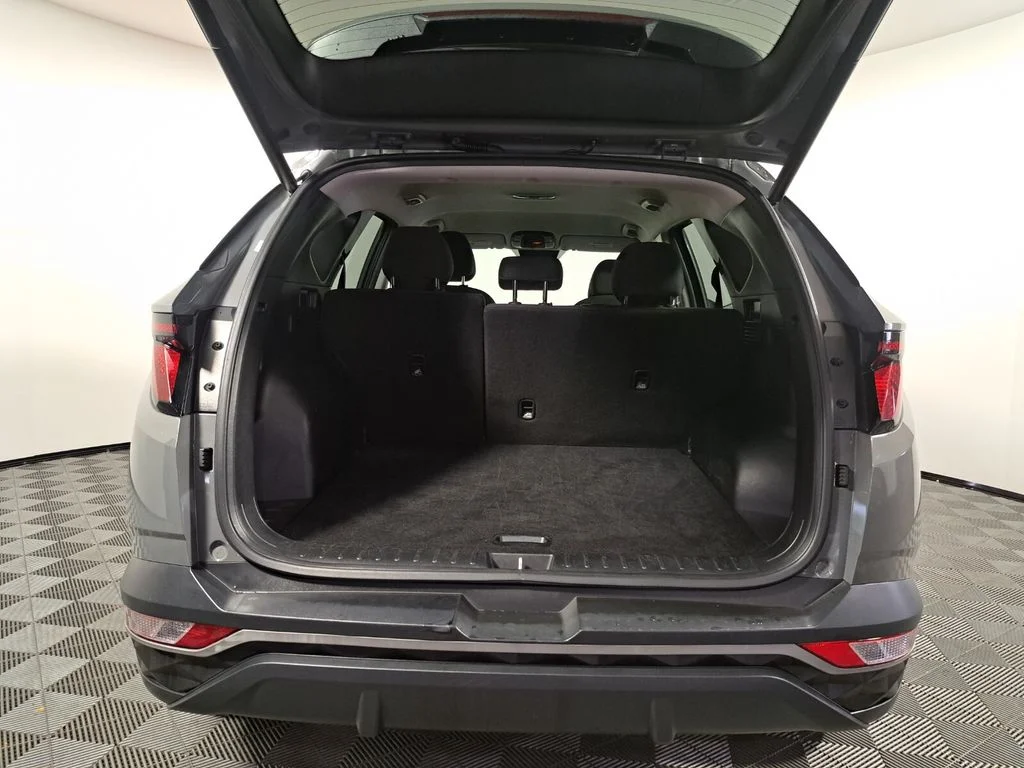 Used 2024 Gray Hyundai SEL image 24