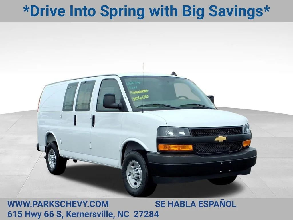 2026 Chevrolet Express 2500 Work Van HD's photo