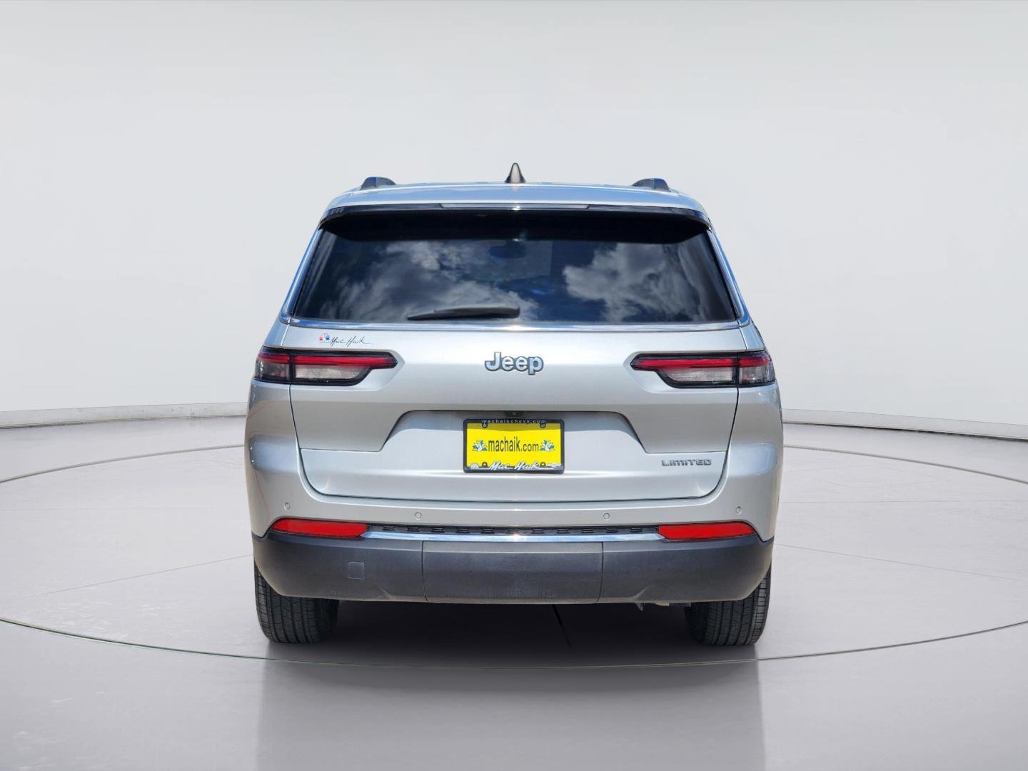 2023 Jeep Grand Cherokee L photo 6 of 35
