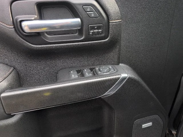 Used 2020 Black GMC AT4 image 16