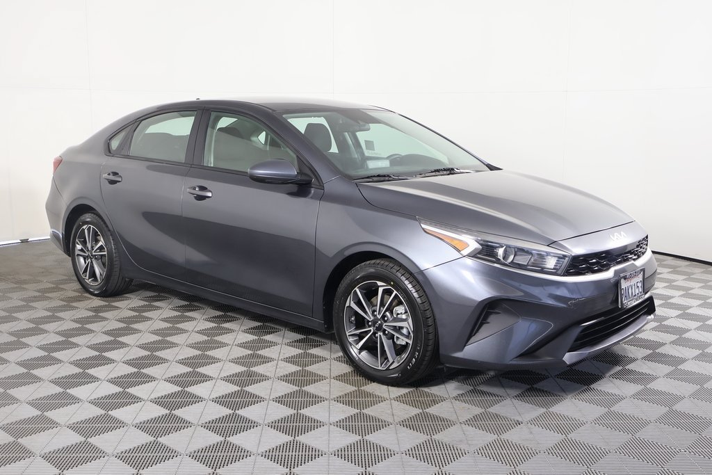 Used 2022 Kia FORTE LXS with VIN 3KPF24AD8NE464116 for sale in Escondido, CA