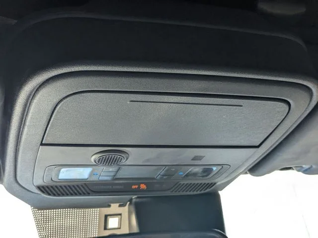 Used 2022 Velocity Blue Metallic Ford Base image 23
