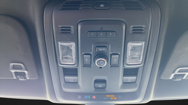 Used 2021 Gray GMC Denali image 38