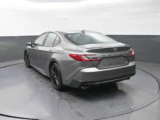 Used 2025  Toyota SE image 6
