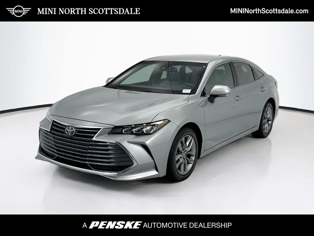 2020 Toyota Avalon XLE's photo