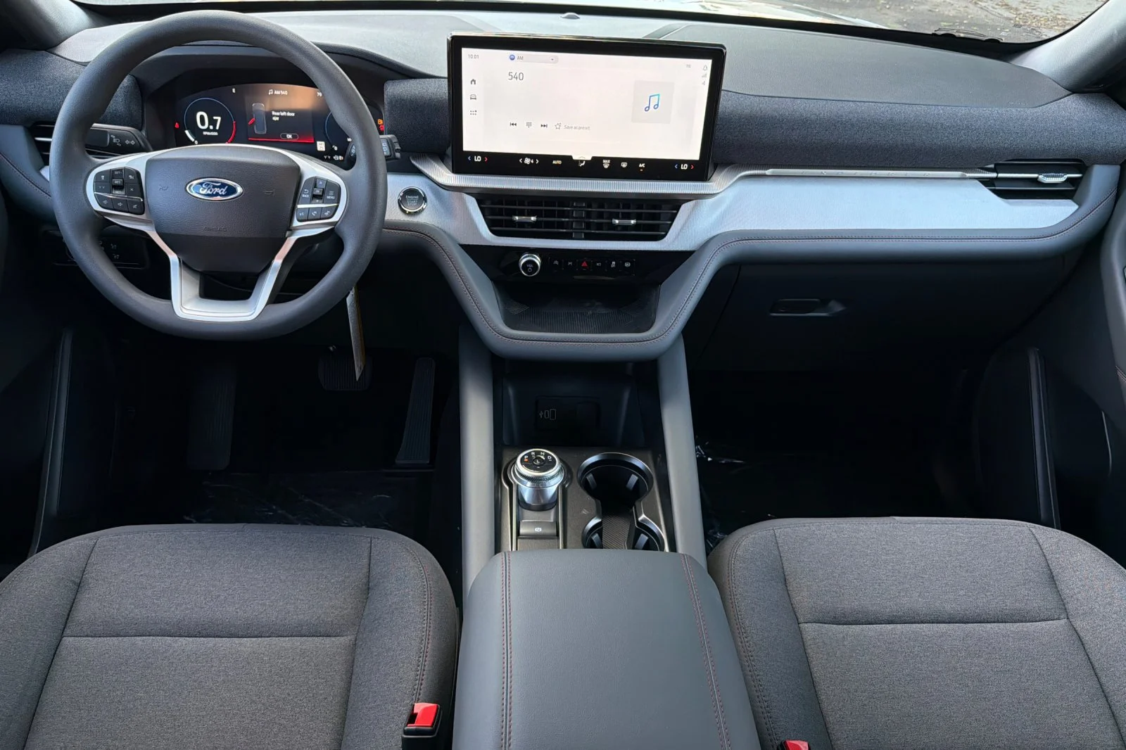 New 2027 Carbonized Gray Metallic Ford Active image 9