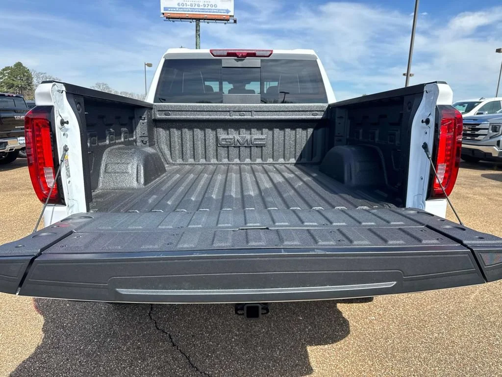 2026 GMC Sierra 1500 AT4X - Photo 19