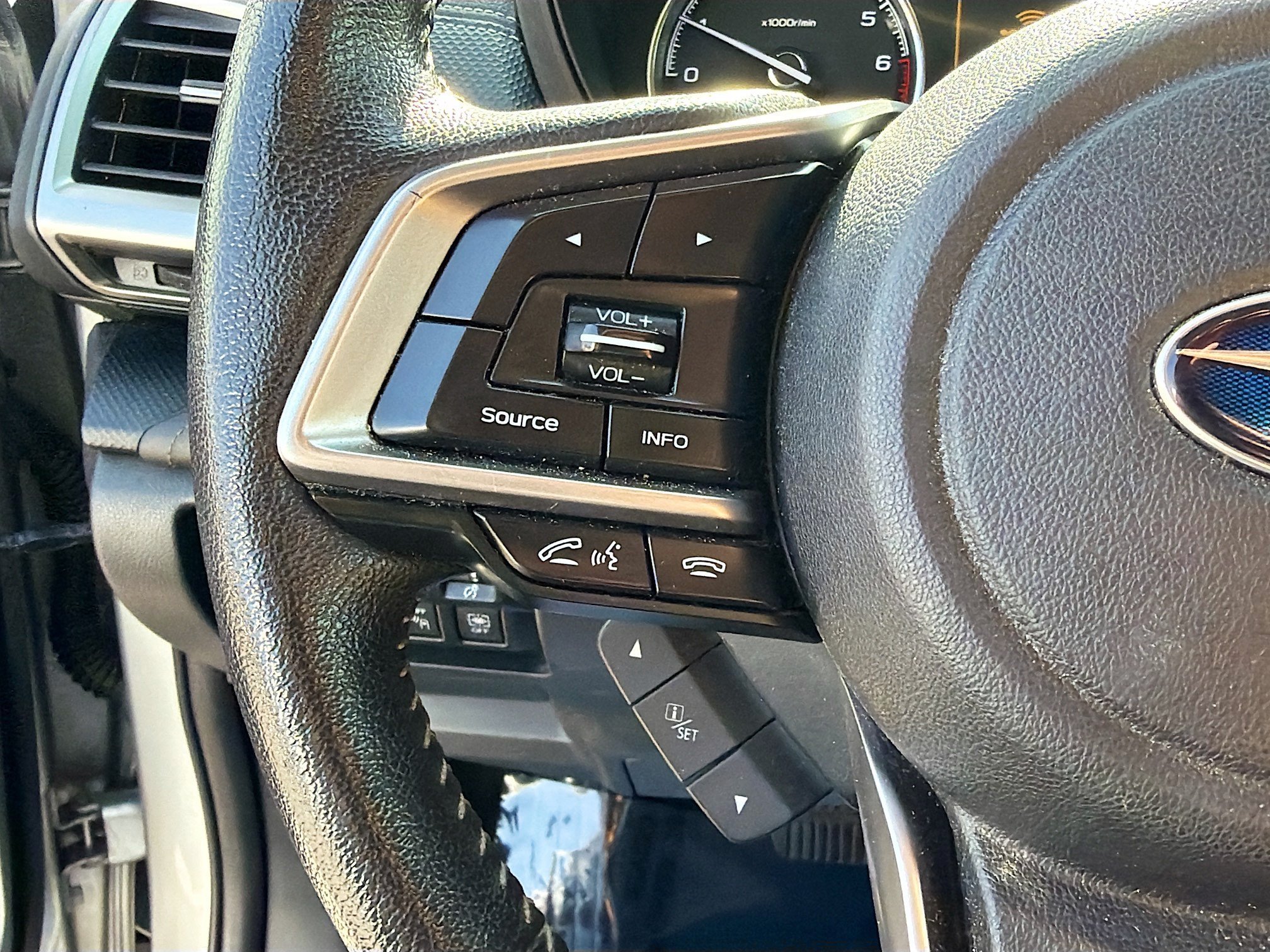 Used 2019 Ice Silver Metallic Subaru Touring image 37