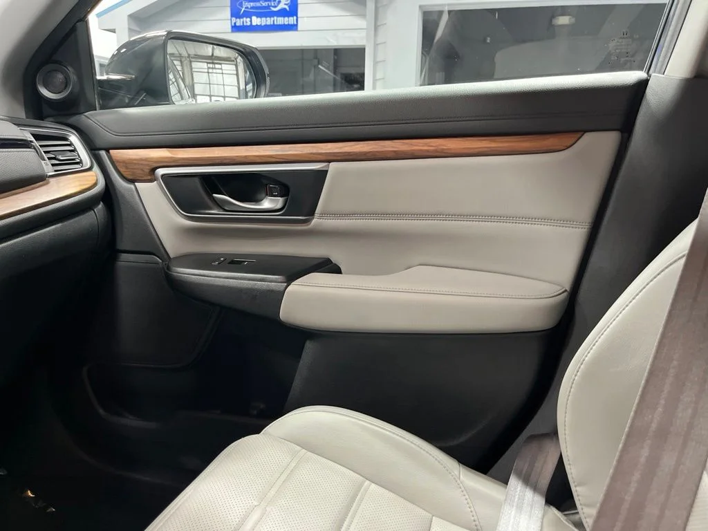 Certified Used 2018 Gunmetal Metallic Honda EX-L image 15
