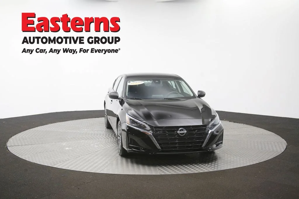 Used 2024 Black Nissan 2.5 SV image 47