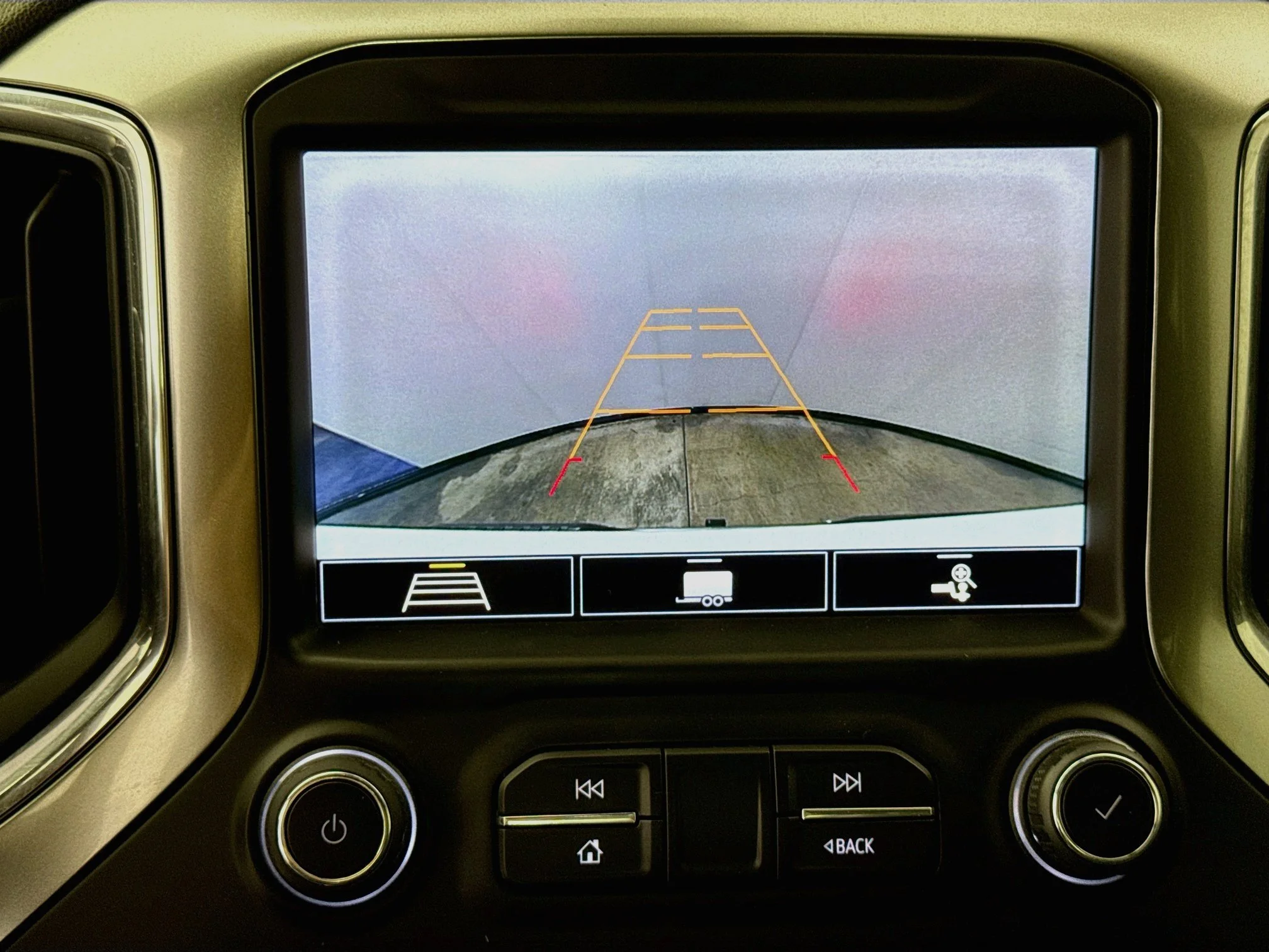 Used 2020 SUMMIT WHITE Chevrolet LTZ image 15
