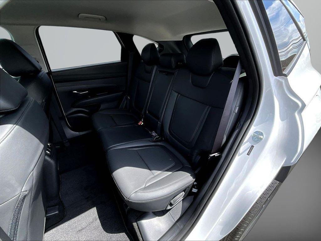 New 2026 White Hyundai SEL Plus AWD image 22