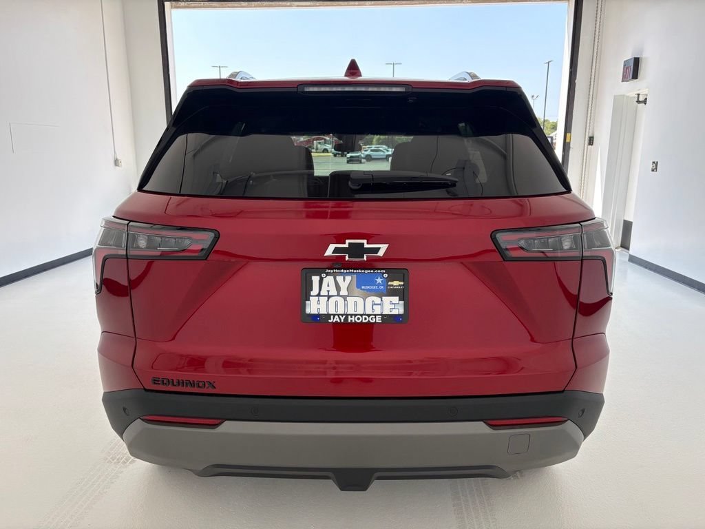 2027 Chevrolet Equinox LT - Photo 21