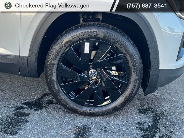 New 2026 White Volkswagen 2.0T SE image 4
