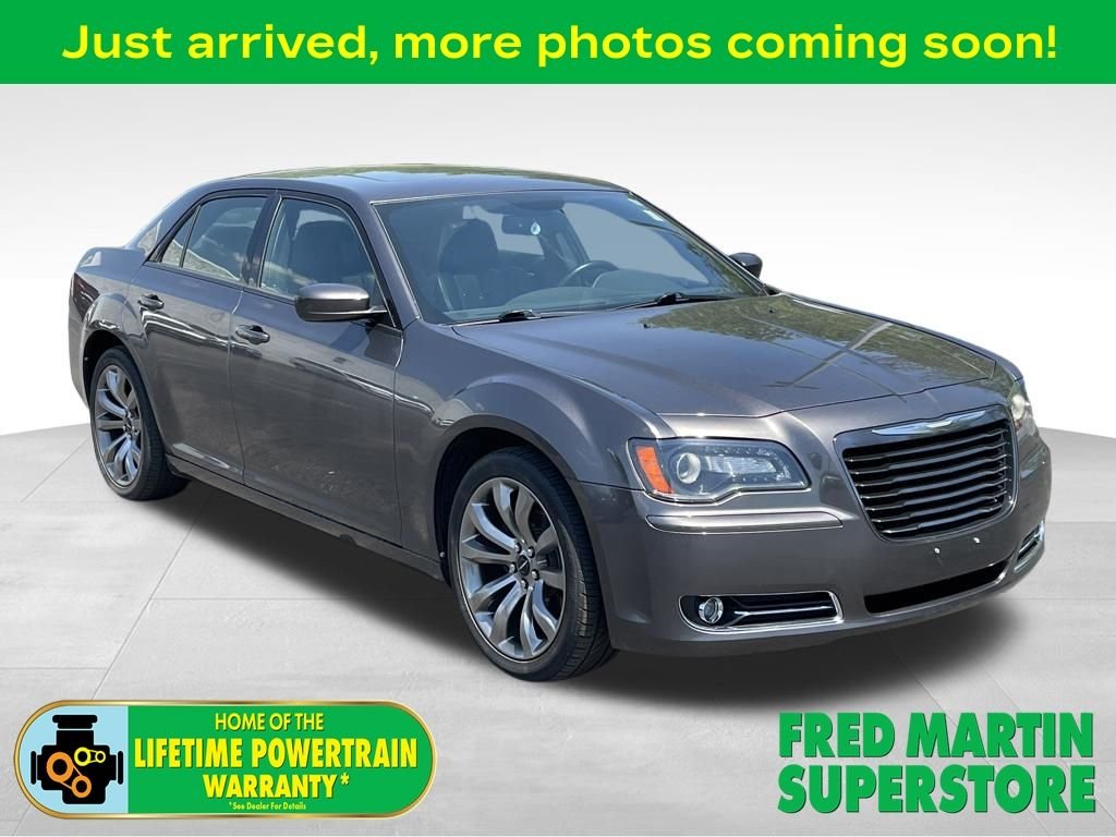 2014 Chrysler 300 S V6's photo