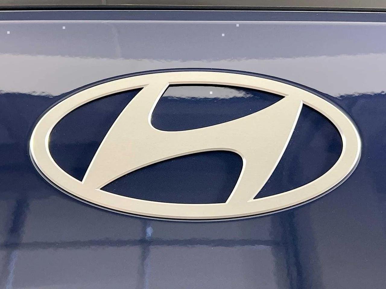 New 2026 Atlantis Blue Hyundai SEL AWD image 19