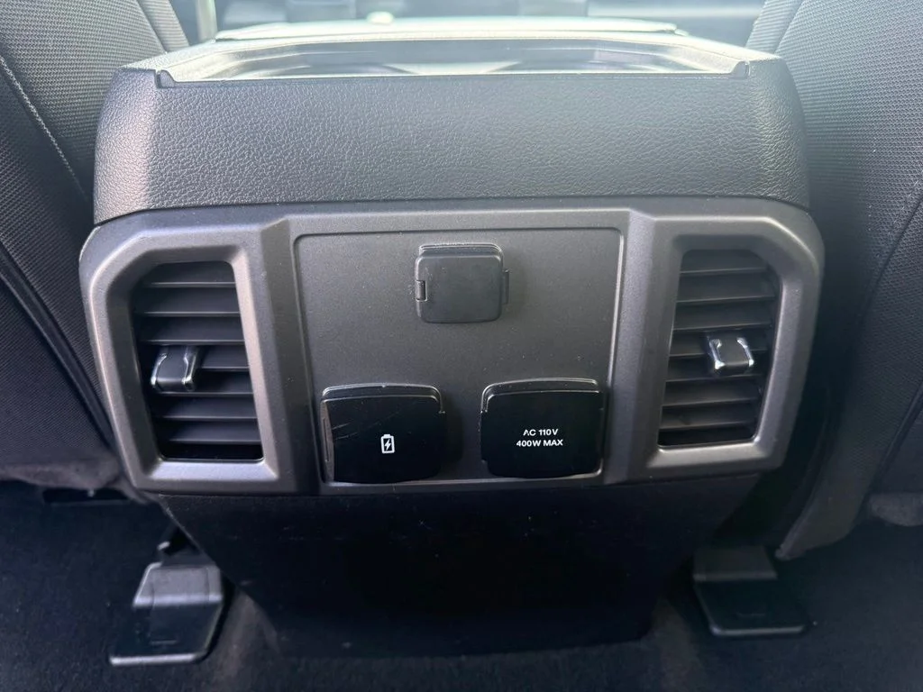 Used 2020 White Ford XLT image 35