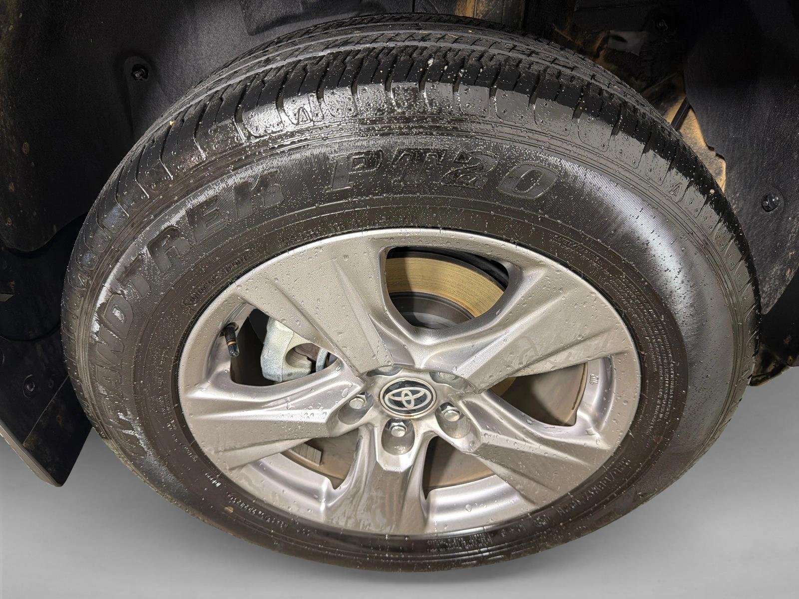 Used 2025  Toyota Hybrid LE image 17