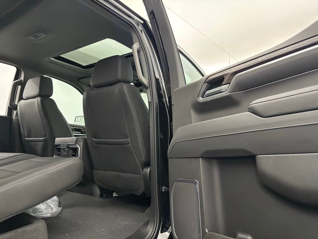 New 2026 Onyx Black GMC SLT image 37