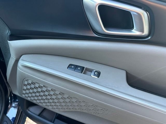 Used 2026 Blue Kia LXS image 24