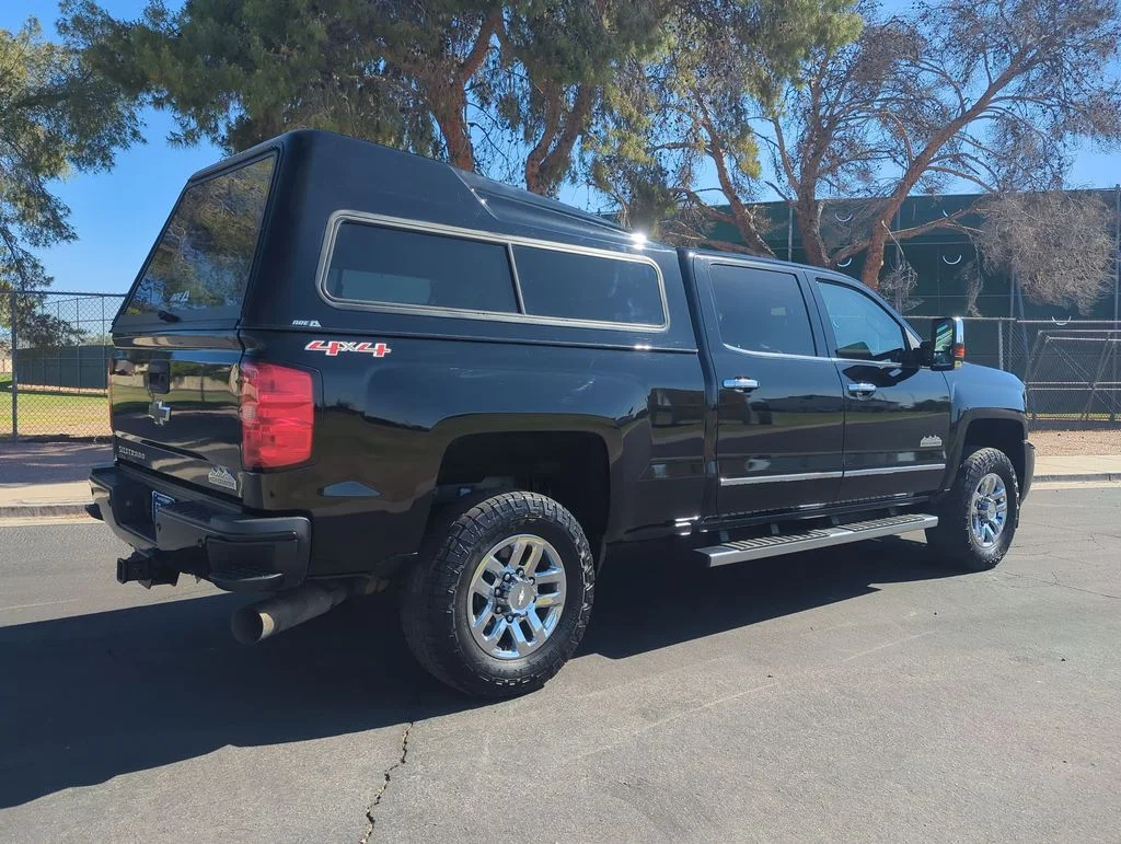 Used 2016 Black Chevrolet High Country image 7