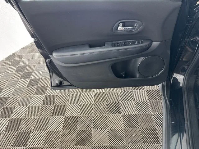 Used 2016 Black Honda LX image 22
