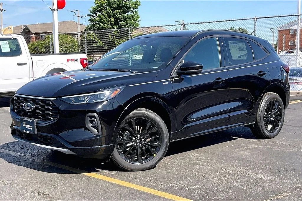 New 2026 Agate Black Metallic Ford ST-Line Elite image 11