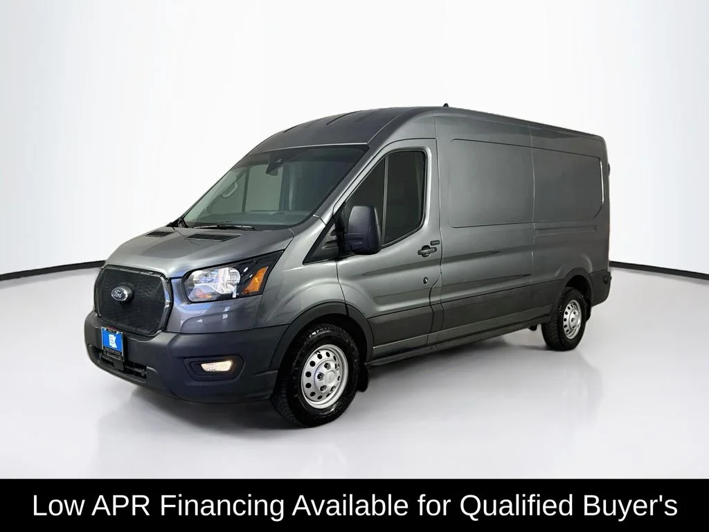 Used 2024 Gray Metallic Ford Base image 3
